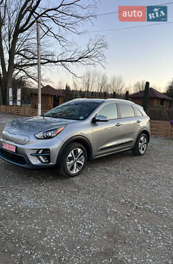 Внедорожник / Кроссовер Kia Niro 2022 в Кельменцах