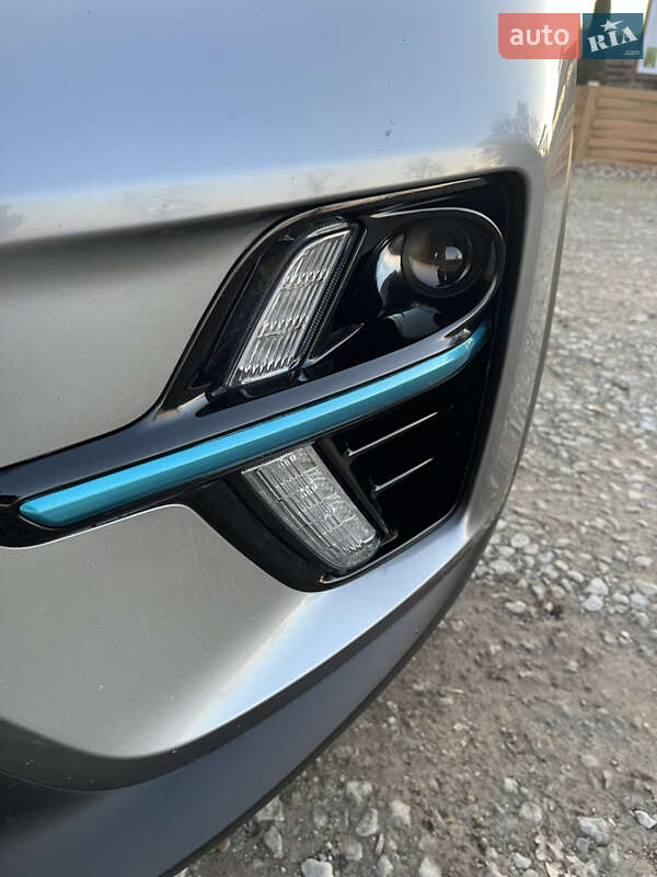 Внедорожник / Кроссовер Kia Niro 2022 в Кельменцах фото 13 Внедорожник / Кроссовер Kia Niro 2022 в Кельменцах