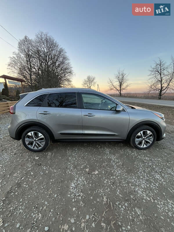 Внедорожник / Кроссовер Kia Niro 2022 в Кельменцах фото 24 Внедорожник / Кроссовер Kia Niro 2022 в Кельменцах