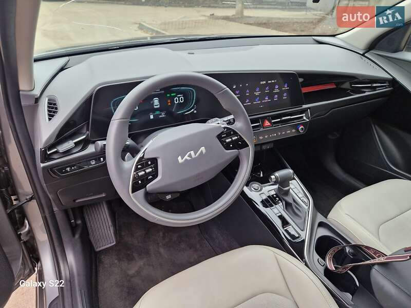 Внедорожник / Кроссовер Kia Niro 2023 в Днепре