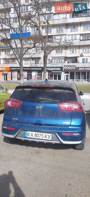 Внедорожник / Кроссовер Kia Niro 2017 в Киеве фото 3 Внедорожник / Кроссовер Kia Niro 2017 в Киеве
