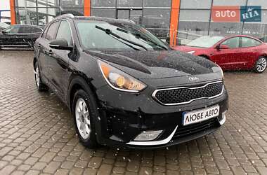 Позашляховик / Кросовер Kia Niro 2016 в Львові