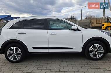 Внедорожник / Кроссовер Kia Niro 2021 в 