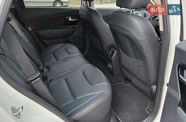 Внедорожник / Кроссовер Kia Niro 2021 в 