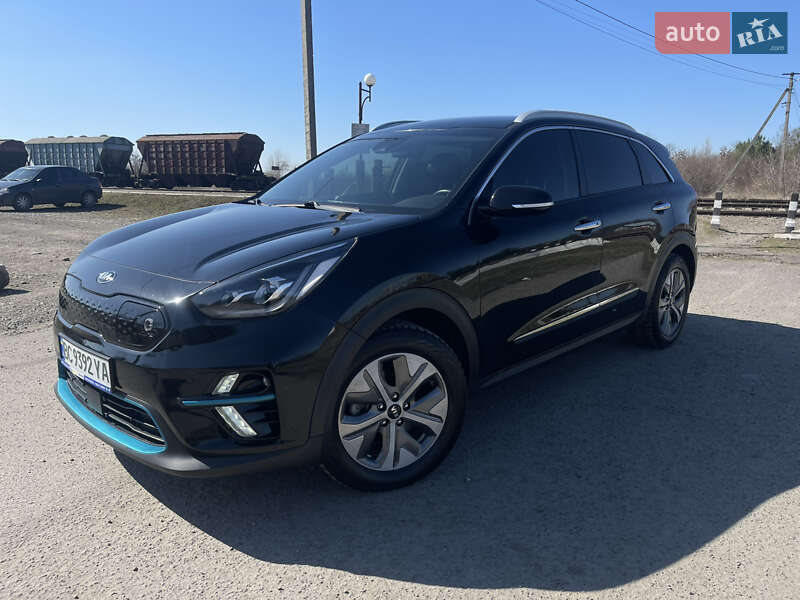 Внедорожник / Кроссовер Kia Niro 2018 в 