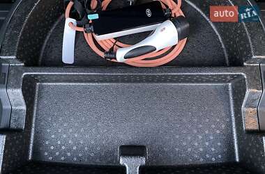 Внедорожник / Кроссовер Kia Niro 2021 в 