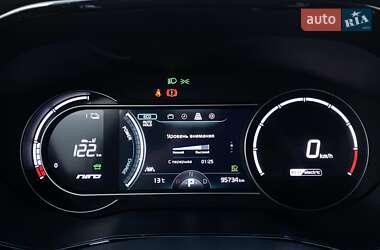 Внедорожник / Кроссовер Kia Niro 2021 в 