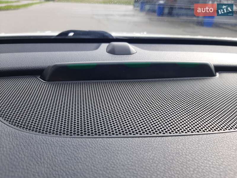 Внедорожник / Кроссовер Kia Niro 2019 в Львове