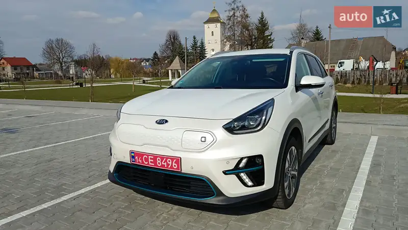 Позашляховик / Кросовер Kia Niro 2020 в 