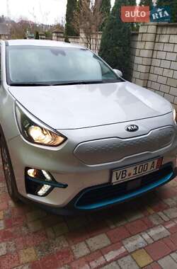 Внедорожник / Кроссовер Kia Niro 2021 в 