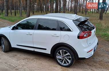 Позашляховик / Кросовер Kia Niro 2017 в 