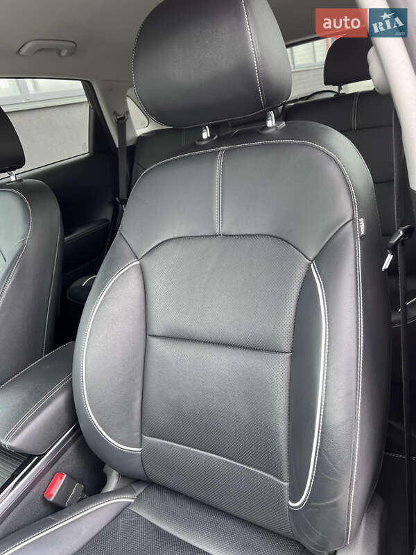 Внедорожник / Кроссовер Kia Niro 2020 в Тернополе