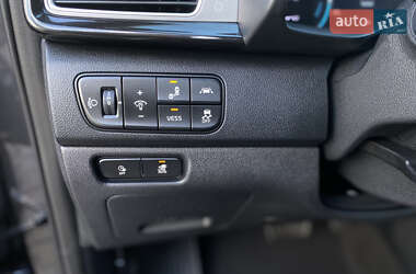 Внедорожник / Кроссовер Kia Niro 2019 в 