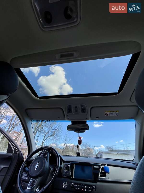 Позашляховик / Кросовер Kia Niro 2019 в Львові фото 2 Позашляховик / Кросовер Kia Niro 2019 в Львові