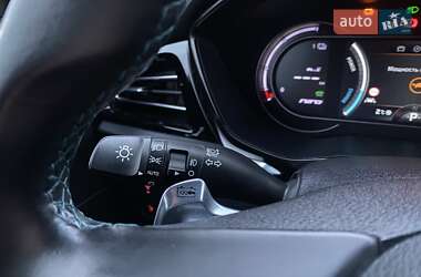 Позашляховик / Кросовер Kia Niro 2020 в 