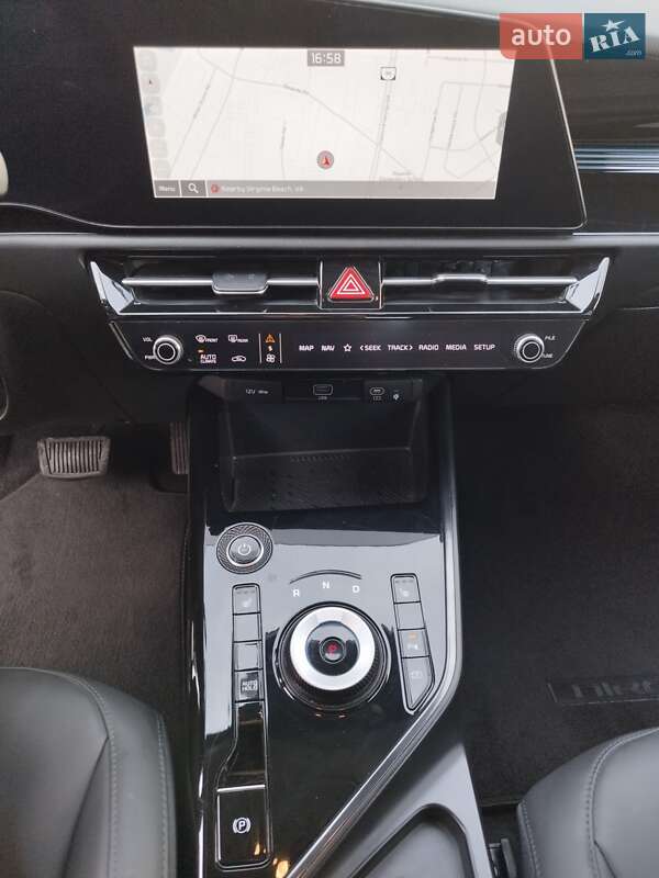 Позашляховик / Кросовер Kia Niro 2023 в Долині