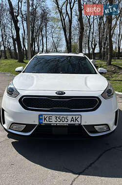 Внедорожник / Кроссовер Kia Niro 2018 в 