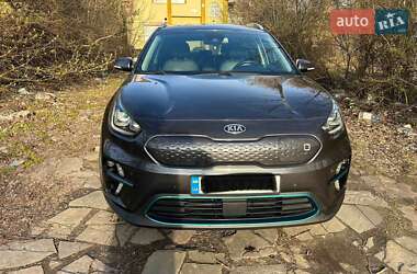 Внедорожник / Кроссовер Kia Niro 2020 в 