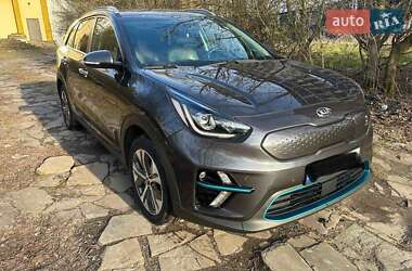 Внедорожник / Кроссовер Kia Niro 2020 в 
