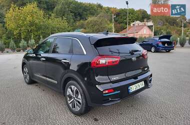 Позашляховик / Кросовер Kia Niro 2019 в 