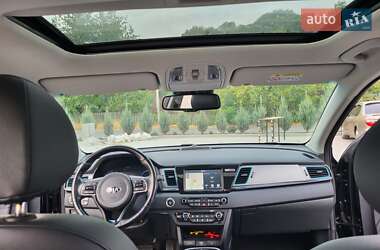 Позашляховик / Кросовер Kia Niro 2019 в 
