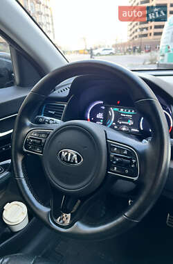 Внедорожник / Кроссовер Kia Niro 2019 в 