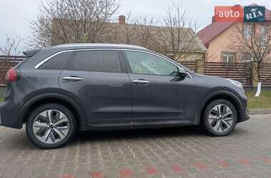 Внедорожник / Кроссовер Kia Niro 2019 в 