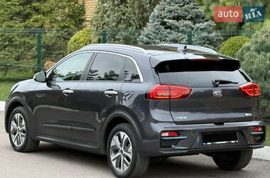 Внедорожник / Кроссовер Kia Niro 2021 в 