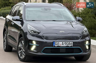 Внедорожник / Кроссовер Kia Niro 2021 в 