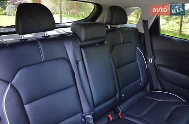 Внедорожник / Кроссовер Kia Niro 2021 в 