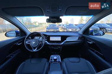 Внедорожник / Кроссовер Kia Niro 2021 в 