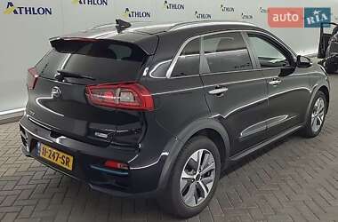 Позашляховик / Кросовер Kia Niro 2020 в 