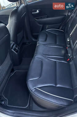 Внедорожник / Кроссовер Kia Niro 2019 в 