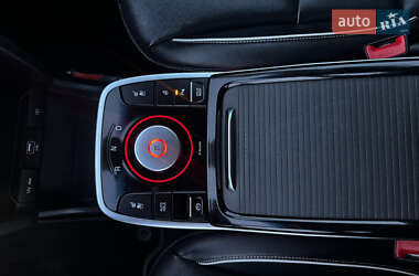 Внедорожник / Кроссовер Kia Niro 2019 в 