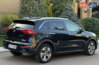 Внедорожник / Кроссовер Kia Niro 2021 в 