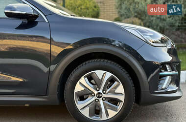 Внедорожник / Кроссовер Kia Niro 2021 в 
