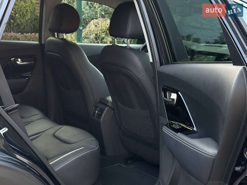 Позашляховик / Кросовер Kia Niro 2021 в Рівному