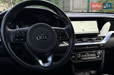 Внедорожник / Кроссовер Kia Niro 2021 в 