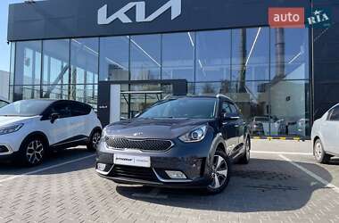Внедорожник / Кроссовер Kia Niro 2016 в 