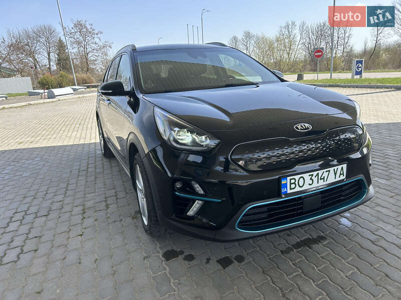 Внедорожник / Кроссовер Kia Niro 2019 в Подгайцах
