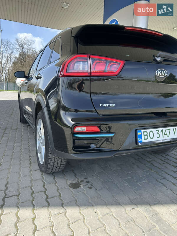 Внедорожник / Кроссовер Kia Niro 2019 в Подгайцах