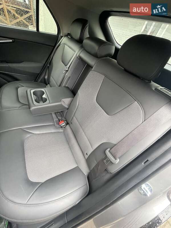 Внедорожник / Кроссовер Kia Niro 2022 в Львове