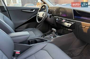 Позашляховик / Кросовер Kia Niro 2022 в 