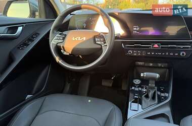Позашляховик / Кросовер Kia Niro 2022 в 