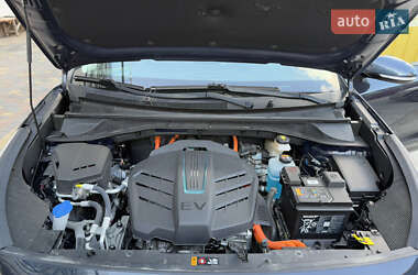 Внедорожник / Кроссовер Kia Niro 2020 в 