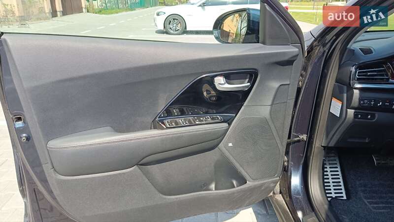 Позашляховик / Кросовер Kia Niro 2020 в Львові