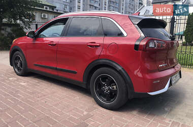 Внедорожник / Кроссовер Kia Niro 2017 в 