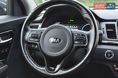 Позашляховик / Кросовер Kia Niro 2020 в 