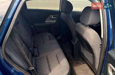 Внедорожник / Кроссовер Kia Niro 2019 в 