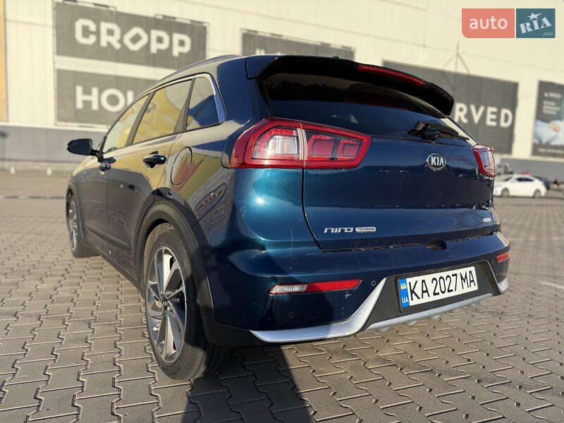 Внедорожник / Кроссовер Kia Niro 2017 в Киеве